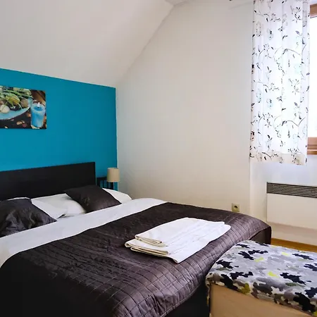 Margo Sun Kamzik Apartment *